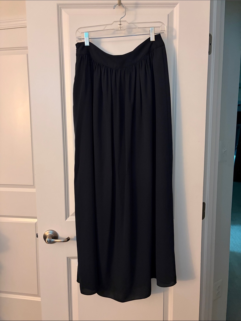 Women's Banana Republic Navy Blue Maxi Skirt - Elegant Flowing Silhouette